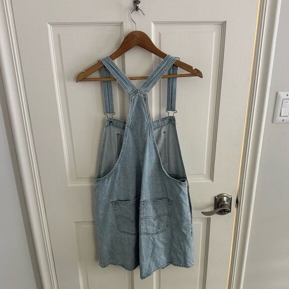 Levi’s Vintage Light Wash Shortalls Size Medium - Picture 9 of 12